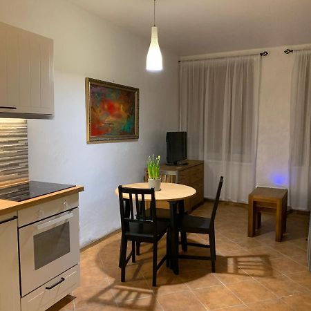 Old Studio Apartment Vilnius Eksteriør bilde